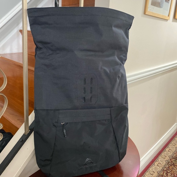 Ozark Trail Bell Mountain Roll Top Daypack in black - Picture 7 of 12